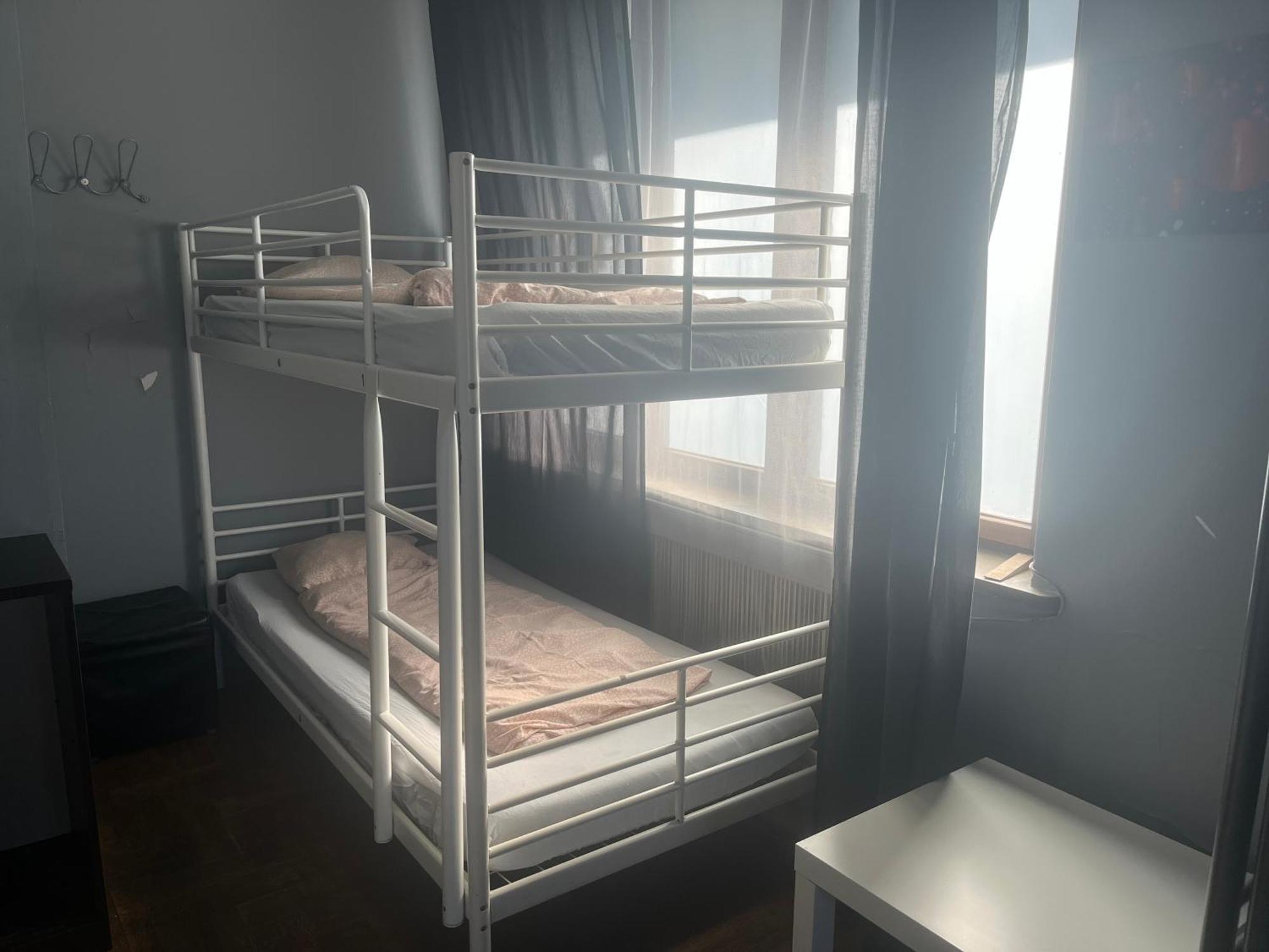 4 Couples & 4 Friends Hostel คราคูฟ ภายนอก รูปภาพ